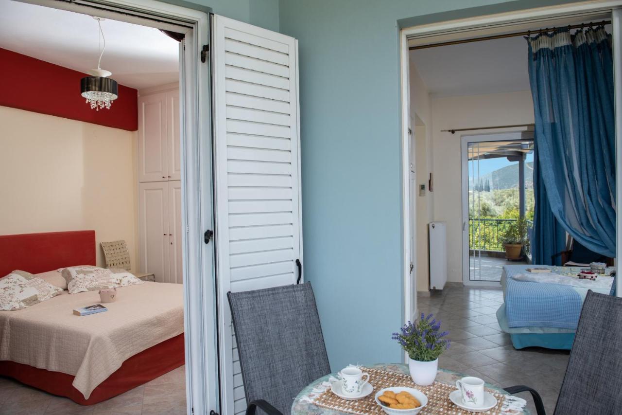 Beachfront Villa Samantha'S Paradise Kivérion Exterior foto